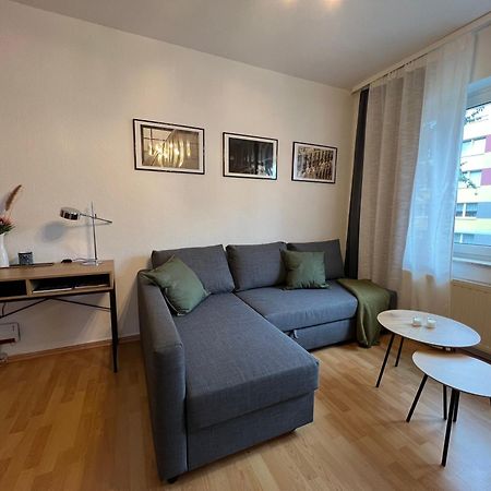 Vollausgestattet, Grosszuegig & Zentral Fuer Bis Zu 4 Apartment Magdeburg Exterior photo